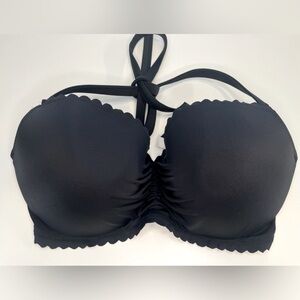 Victoria’s Secret Scalloped Edge Swim Top 34DDD